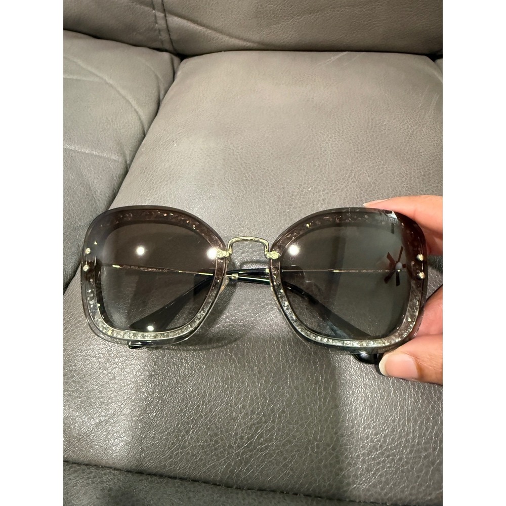 Miu Miu SMU 02T Oversized Square Sunglasses Grey Gold Made in Italy UES-0A7 65mm